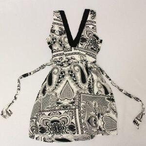 Black & White Paisley Papaya Dress M